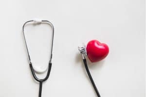 kalp hastaliklari 300x200 1 - Kalp Rahatsızlıklarının Tespitinde Büyük Gelişme