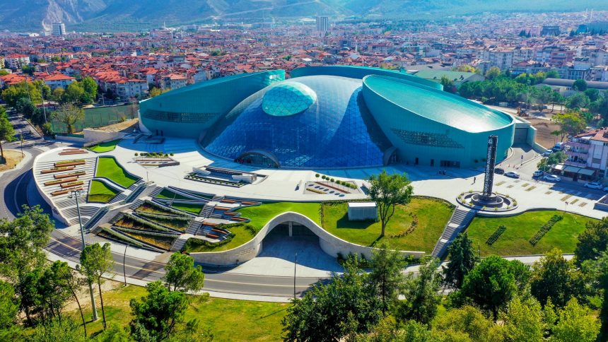 Buyuksehir Bld Nihat Zeybekci Kongre ve Kultur Merkezi - Denizli, Büyükşehir ile kültür ve sanata doyacak